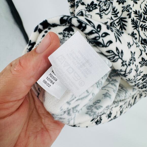 LOFT Black White Floral Velvet Burnout Long Sleeve Blouse Size Small - Picture 6 of 9